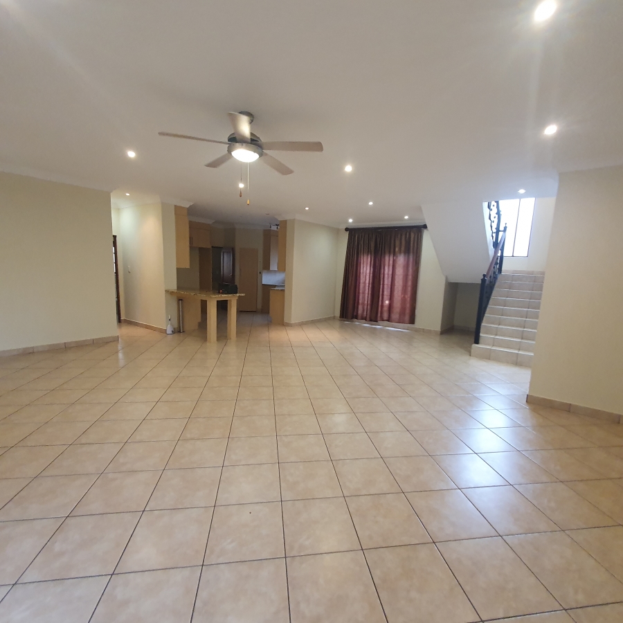 5 Bedroom Property for Sale in Montana Tuine Gauteng