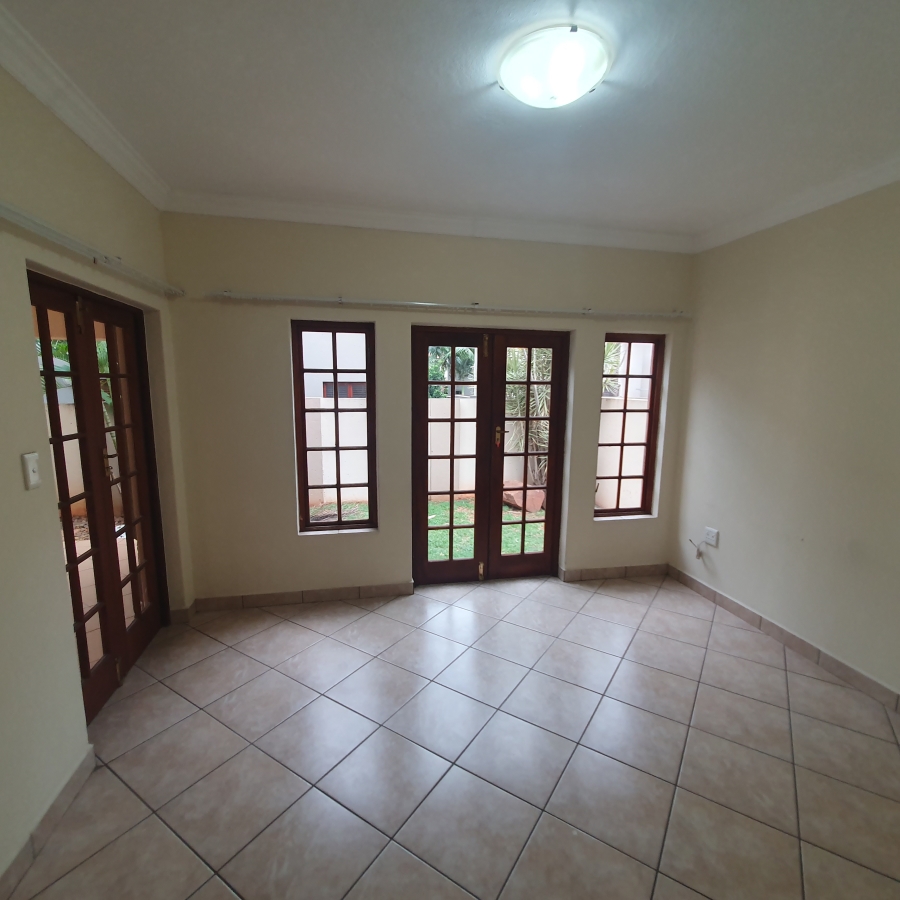 5 Bedroom Property for Sale in Montana Tuine Gauteng