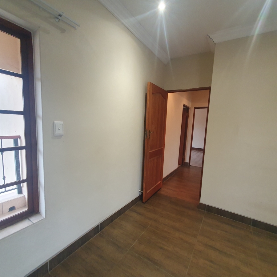 5 Bedroom Property for Sale in Montana Tuine Gauteng