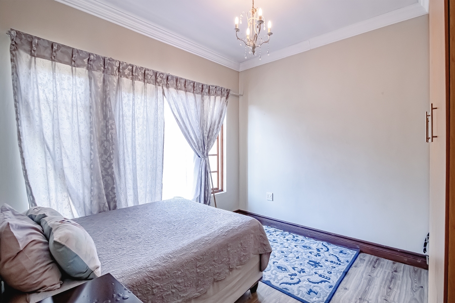 5 Bedroom Property for Sale in Montana Tuine Gauteng