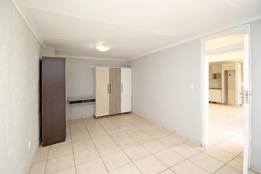 3 Bedroom Property for Sale in Orange Grove Gauteng