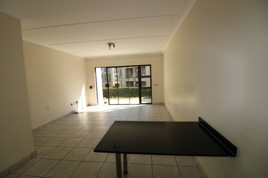 To Let 3 Bedroom Property for Rent in Beverley Gauteng