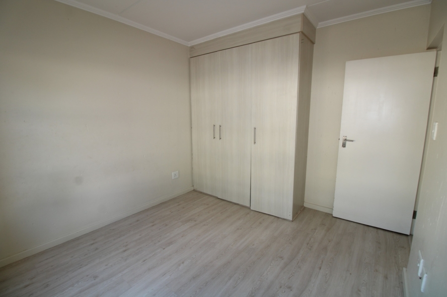 To Let 3 Bedroom Property for Rent in Beverley Gauteng