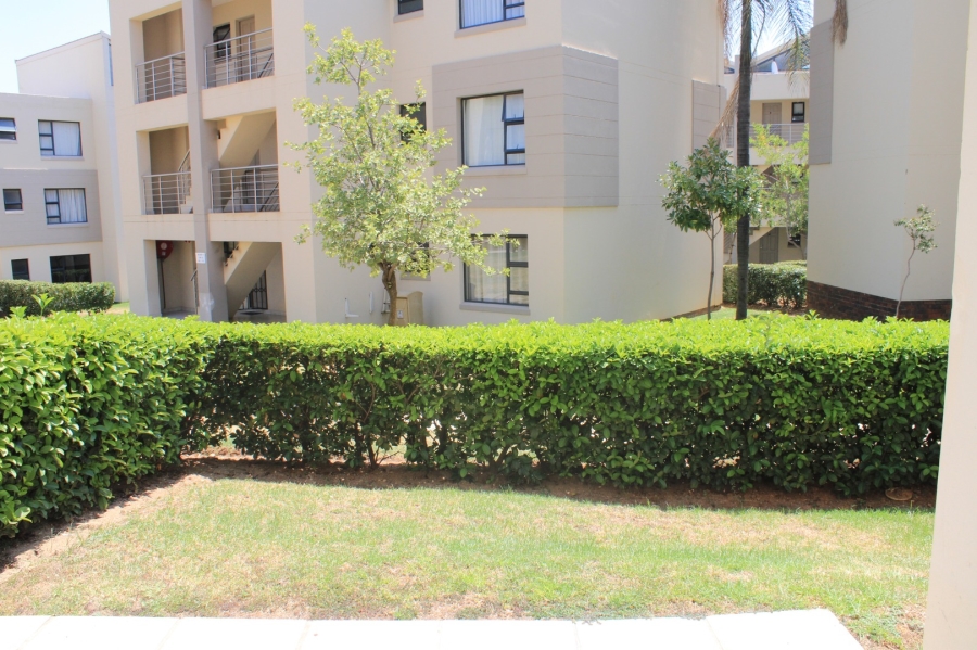 To Let 3 Bedroom Property for Rent in Beverley Gauteng