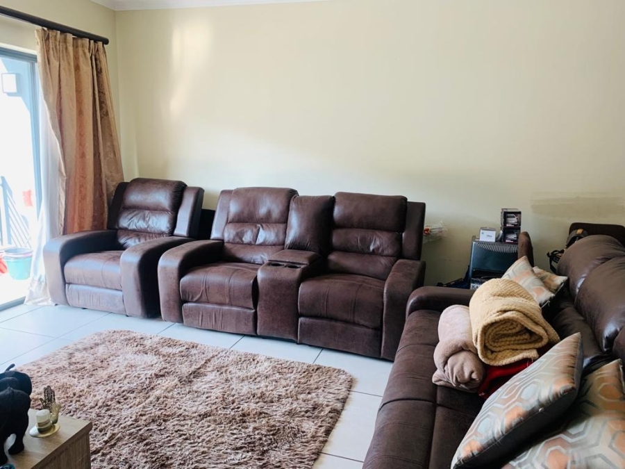 To Let 2 Bedroom Property for Rent in Fourways Gauteng