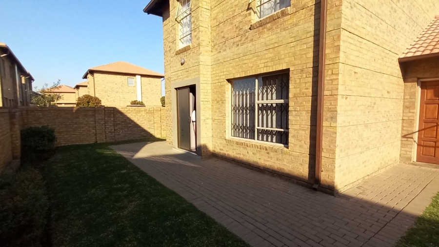 3 Bedroom Property for Sale in Annlin Gauteng