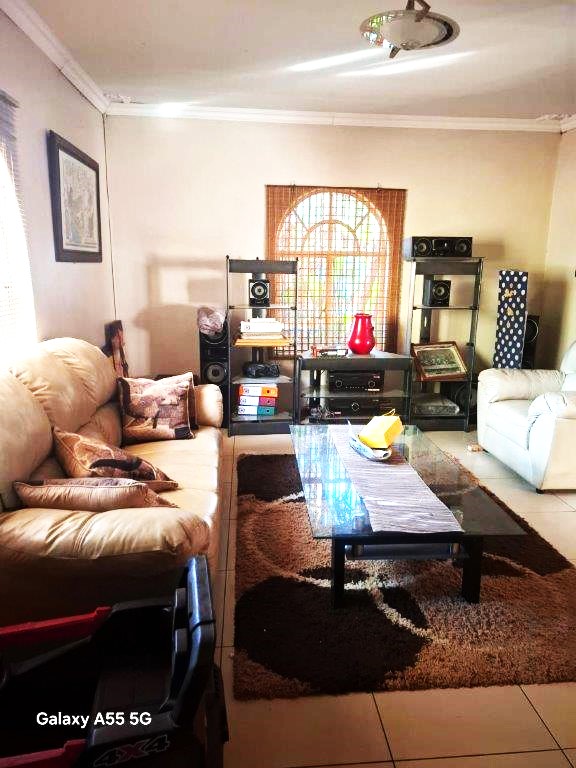 3 Bedroom Property for Sale in Clarina Gauteng