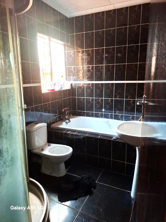 3 Bedroom Property for Sale in Clarina Gauteng