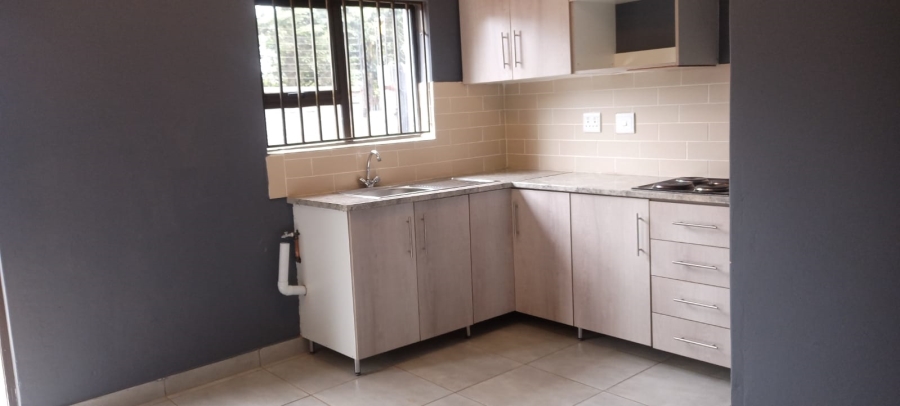 To Let 1 Bedroom Property for Rent in Kempton Park Ah Gauteng