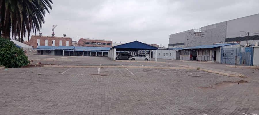 To Let commercial Property for Rent in Village Deep Gauteng