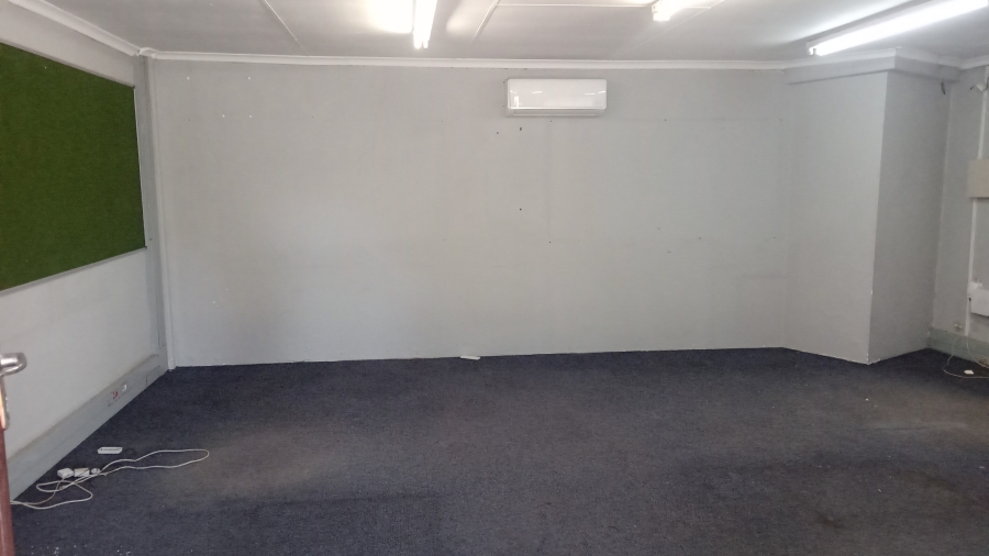 To Let commercial Property for Rent in Village Deep Gauteng