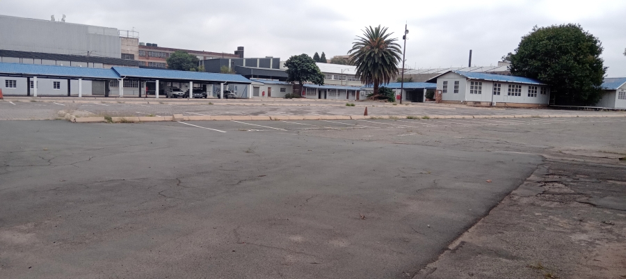 To Let commercial Property for Rent in Village Deep Gauteng