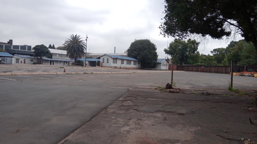 To Let commercial Property for Rent in Village Deep Gauteng