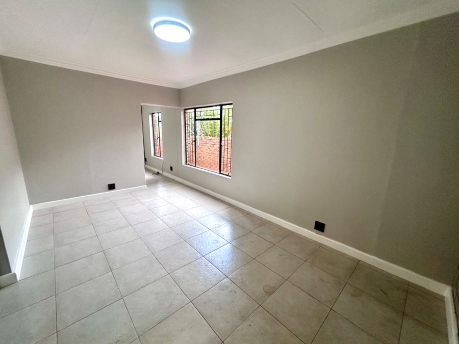 5 Bedroom Property for Sale in Montana Park Gauteng