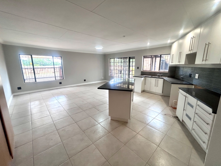 5 Bedroom Property for Sale in Montana Park Gauteng