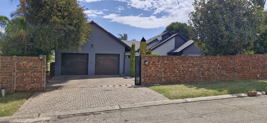 3 Bedroom Property for Sale in Van Riebeeck Park Gauteng