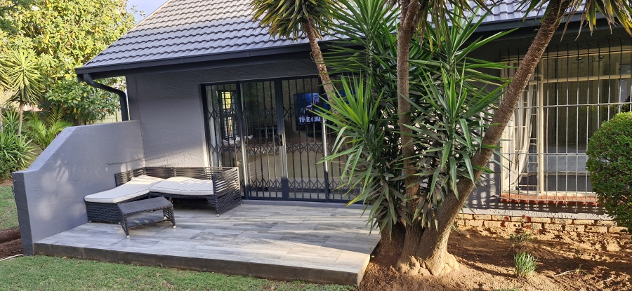 3 Bedroom Property for Sale in Van Riebeeck Park Gauteng