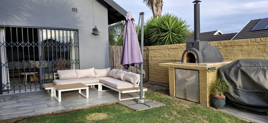 3 Bedroom Property for Sale in Van Riebeeck Park Gauteng