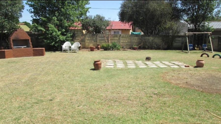 To Let 3 Bedroom Property for Rent in Dalview Gauteng