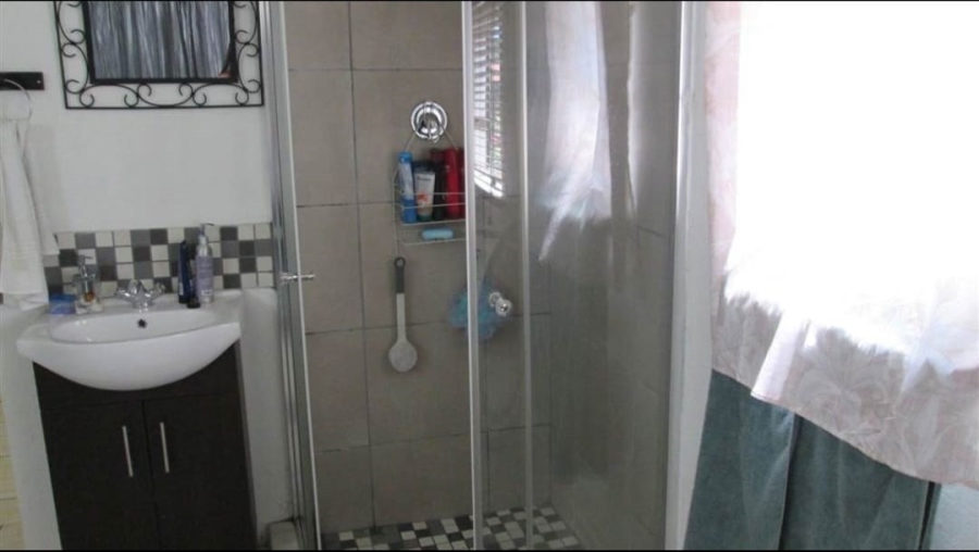 To Let 3 Bedroom Property for Rent in Dalview Gauteng