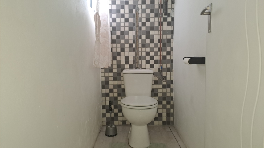 To Let 3 Bedroom Property for Rent in Dalview Gauteng