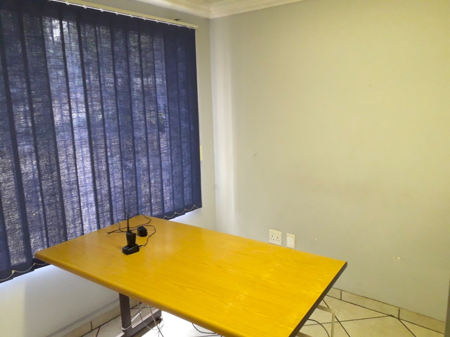 To Let commercial Property for Rent in Doringkloof Gauteng