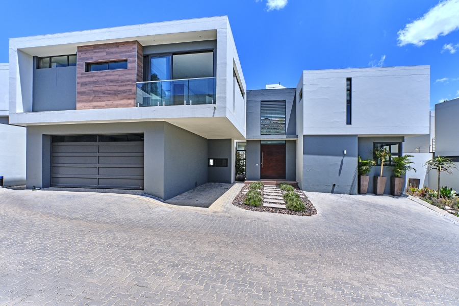 5 Bedroom Property for Sale in Sandown Gauteng