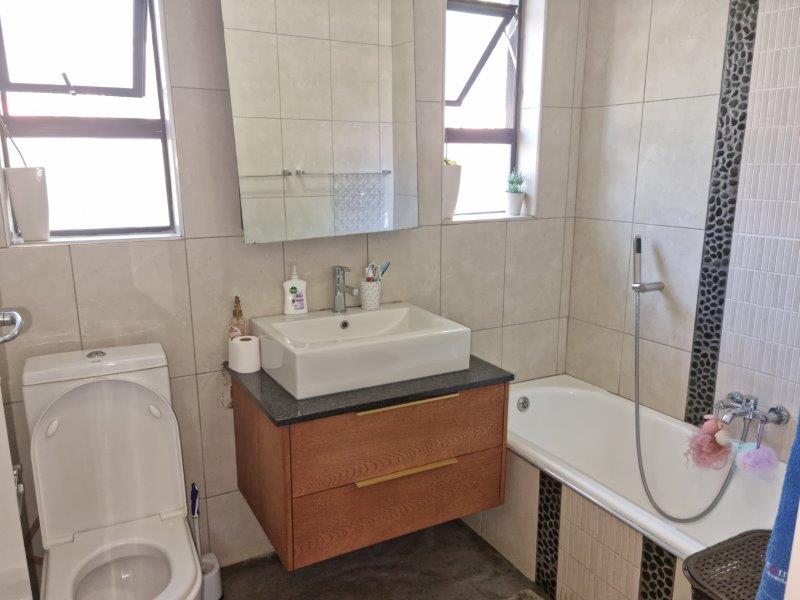 To Let 3 Bedroom Property for Rent in Johannesburg North Gauteng