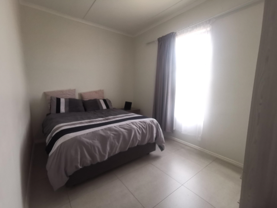 1 Bedroom Property for Sale in Erand Gardens Gauteng