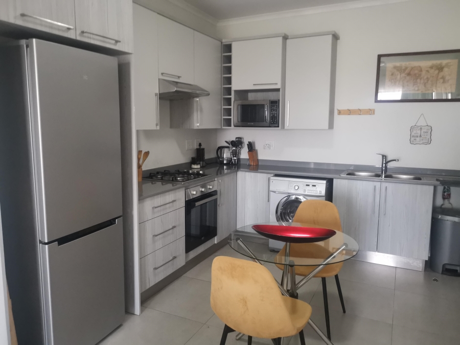 2 Bedroom Property for Sale in Erand Gardens Gauteng