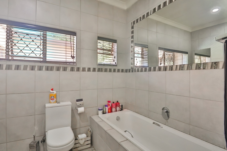 4 Bedroom Property for Sale in Rynfield Gauteng