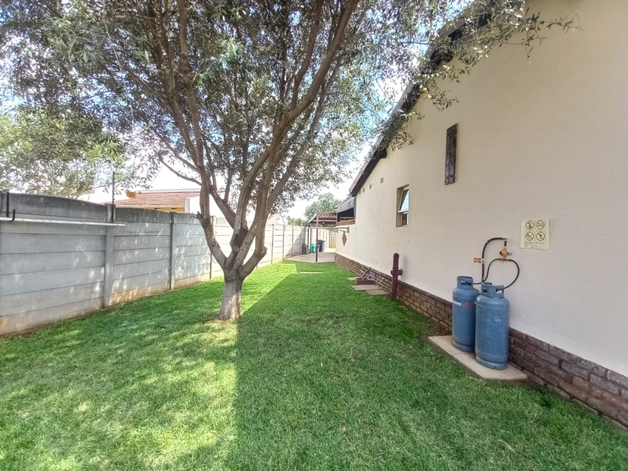 4 Bedroom Property for Sale in Dersley Gauteng