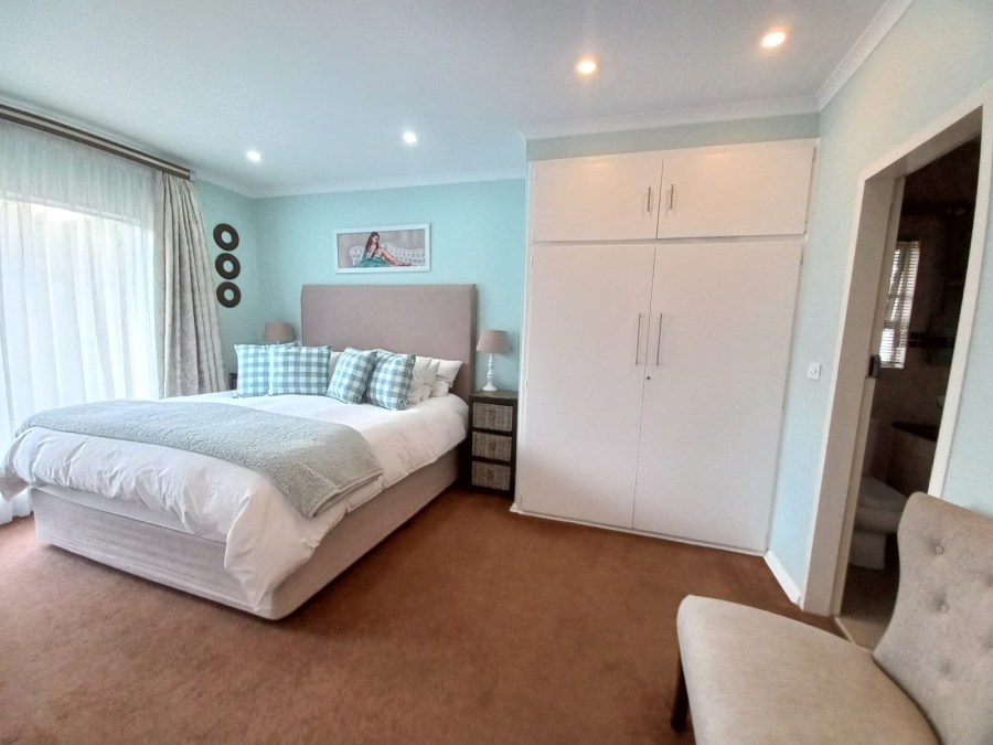 4 Bedroom Property for Sale in Dersley Gauteng