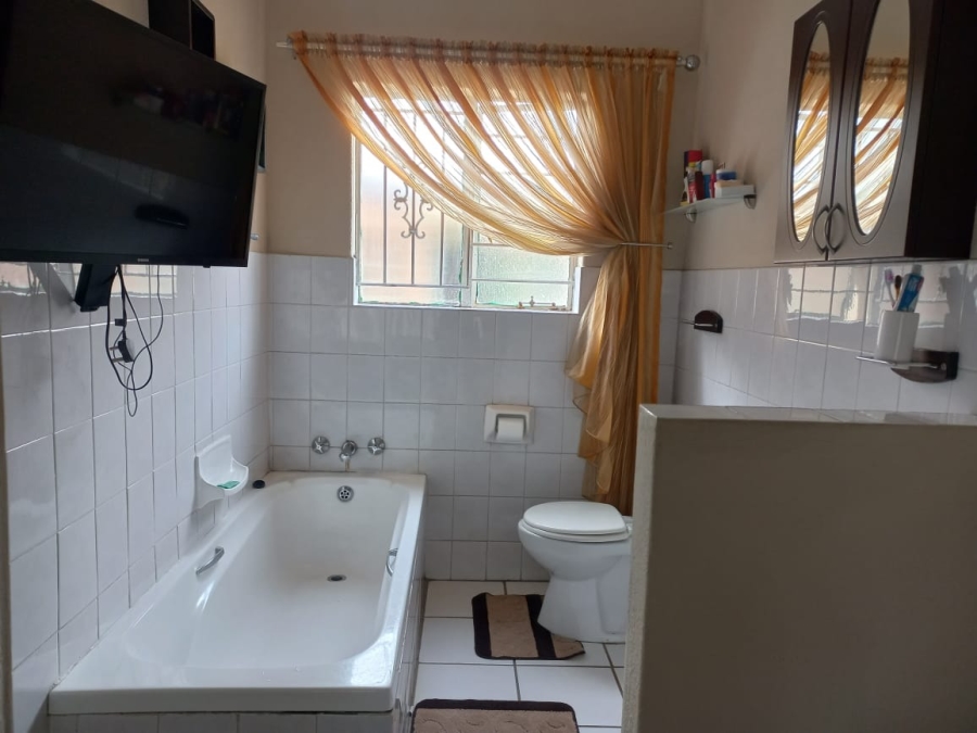 4 Bedroom Property for Sale in Dalpark Ext 1 Gauteng