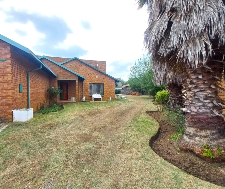 4 Bedroom Property for Sale in Dalpark Ext 1 Gauteng