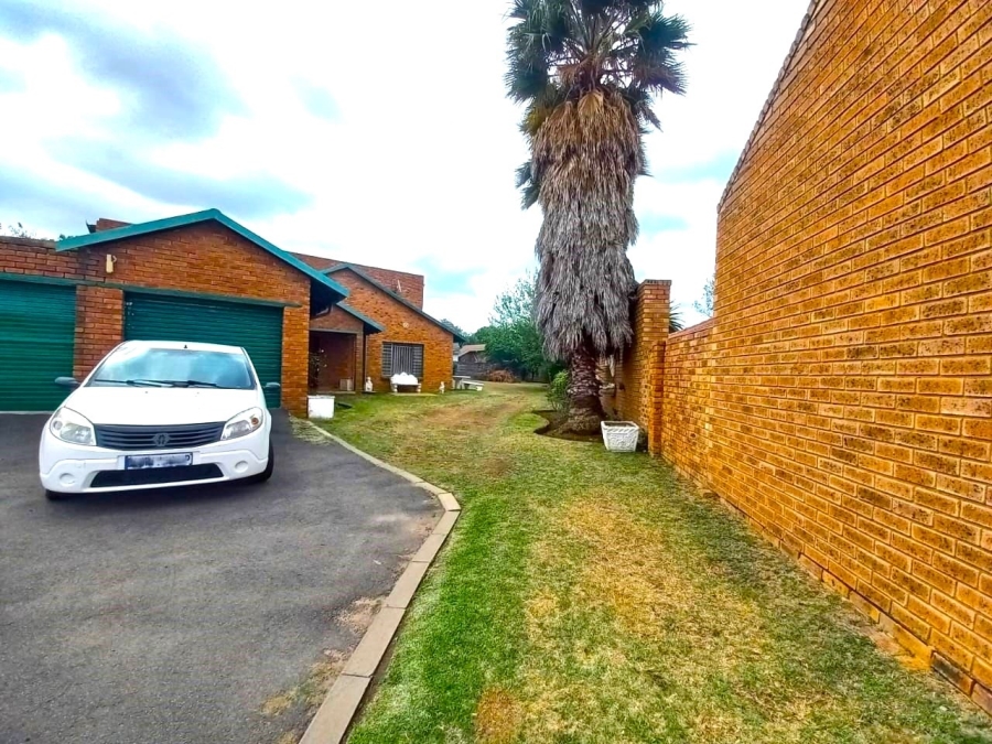 4 Bedroom Property for Sale in Dalpark Ext 1 Gauteng