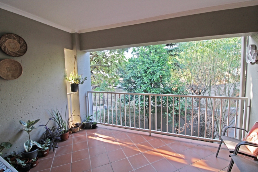 To Let 2 Bedroom Property for Rent in Bryanston Gauteng