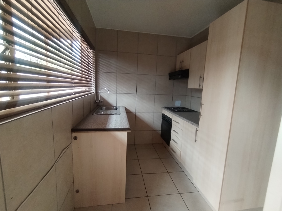 1 Bedroom Property for Sale in Edenvale Central Gauteng
