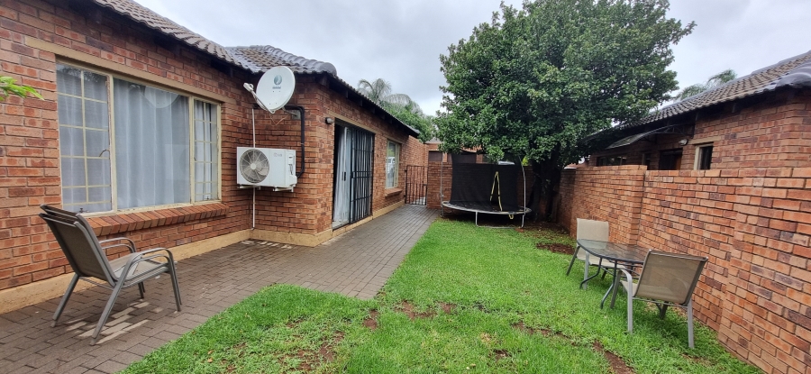 3 Bedroom Property for Sale in Heuwelsig Estate Gauteng