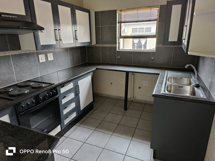 3 Bedroom Property for Sale in Eden Glen Gauteng