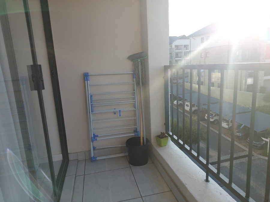 To Let 1 Bedroom Property for Rent in Waterfall Gauteng