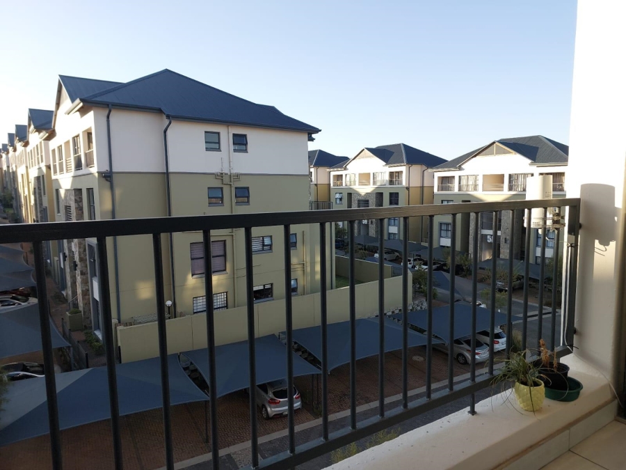 To Let 1 Bedroom Property for Rent in Waterfall Gauteng