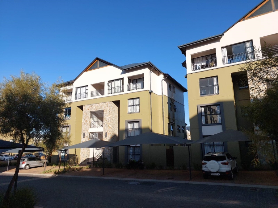 To Let 1 Bedroom Property for Rent in Waterfall Gauteng