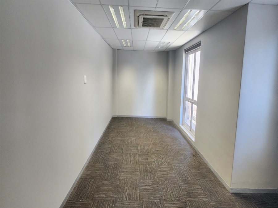 To Let commercial Property for Rent in Wierda Valley Gauteng