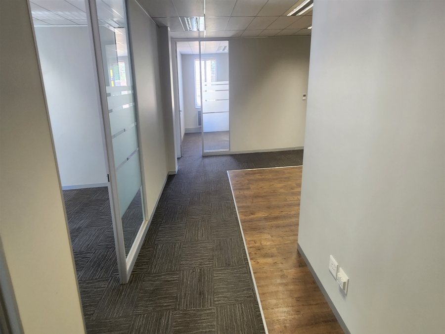 To Let commercial Property for Rent in Wierda Valley Gauteng