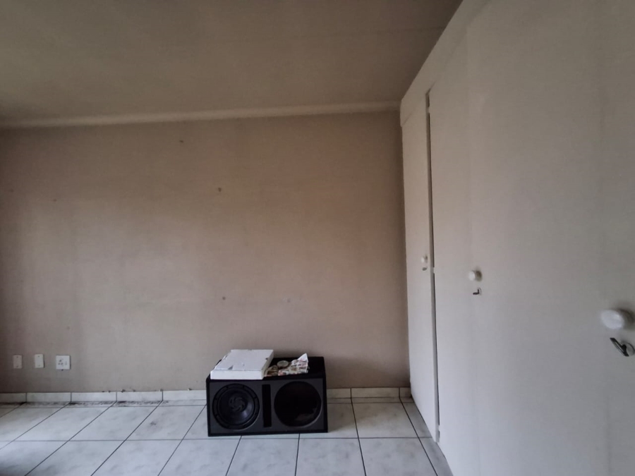 4 Bedroom Property for Sale in Dalpark Gauteng