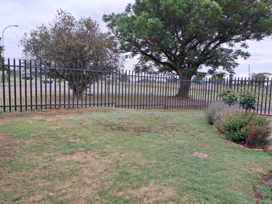 4 Bedroom Property for Sale in Dalpark Gauteng