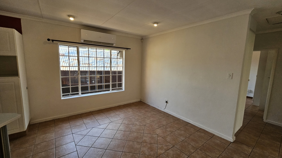 To Let 4 Bedroom Property for Rent in Moreleta Park Gauteng