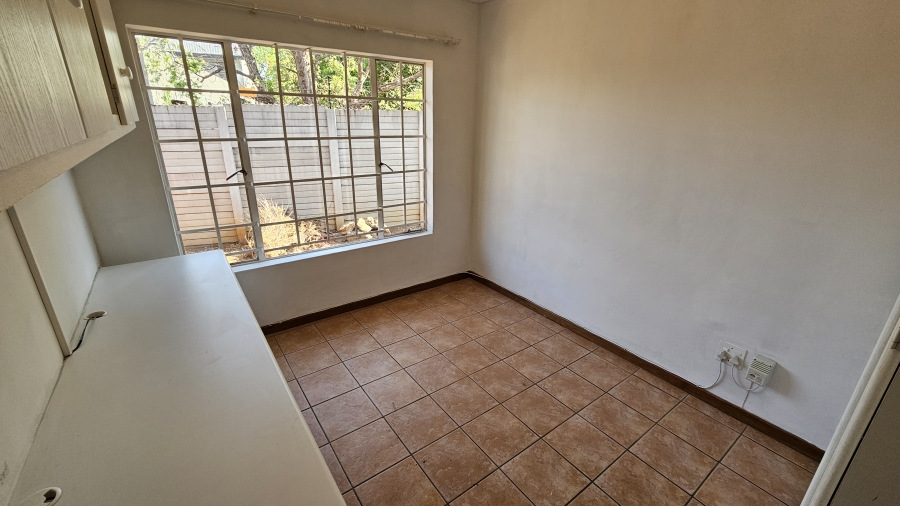 To Let 4 Bedroom Property for Rent in Moreleta Park Gauteng