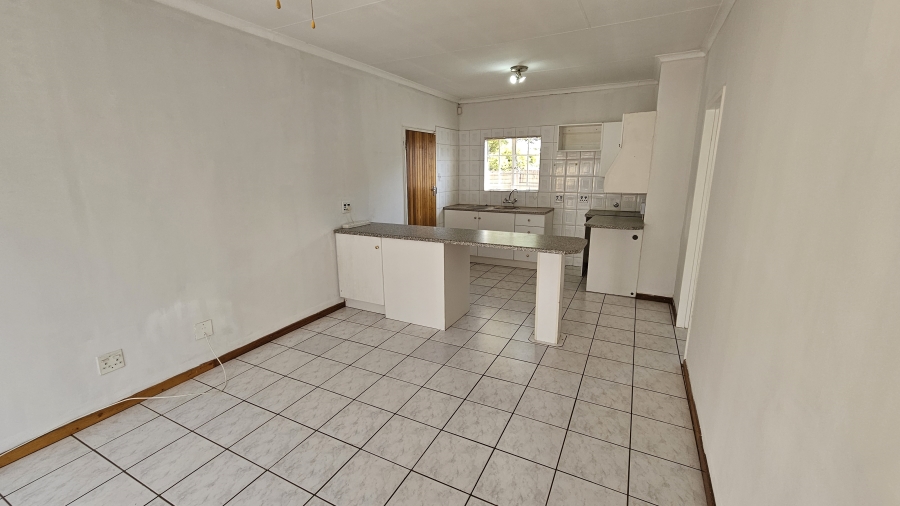 To Let 4 Bedroom Property for Rent in Moreleta Park Gauteng